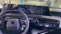 Peugeot 5008 Hybrid 145ch Allure e-DCS6 — photo 9