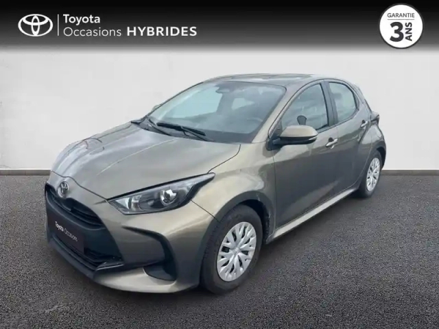 Toyota Yaris 116h dynamic 5p mc24