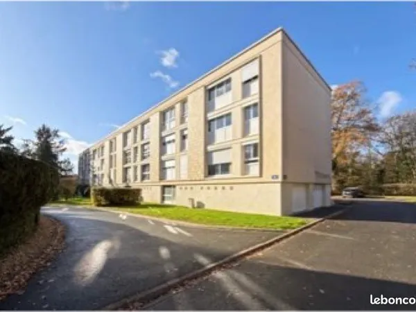 Appartement T3 OLIVET 65m3