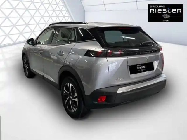 Peugeot 2008 puretech 100 s&amp;s bvm6 — photo 49