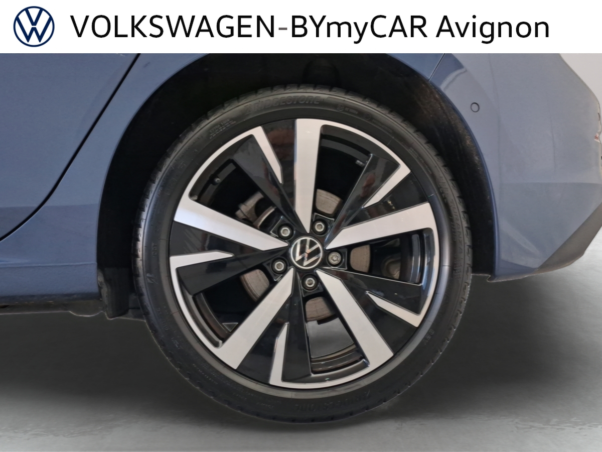 Volkswagen Golf 1.5 eTSI EVO2 116 DSG7 — photo 18