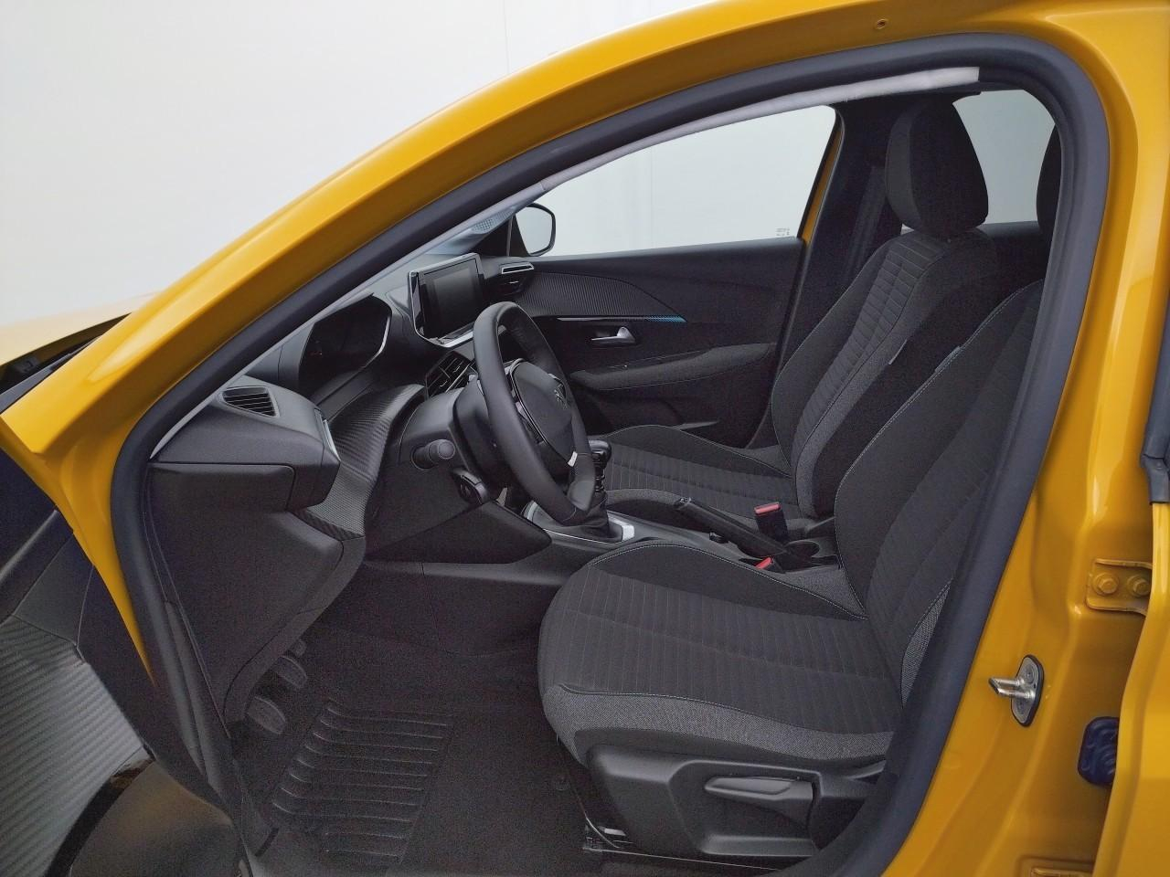 Peugeot 208 puretech 100 s&s bvm6 style — photo 10