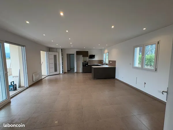 Maison neuve plain pieds