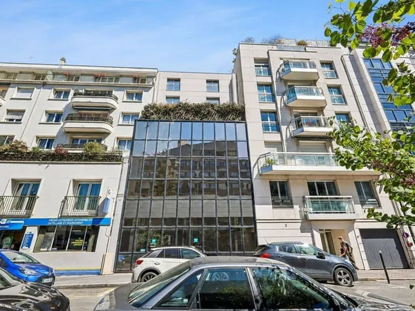 Bureaux 145 m²