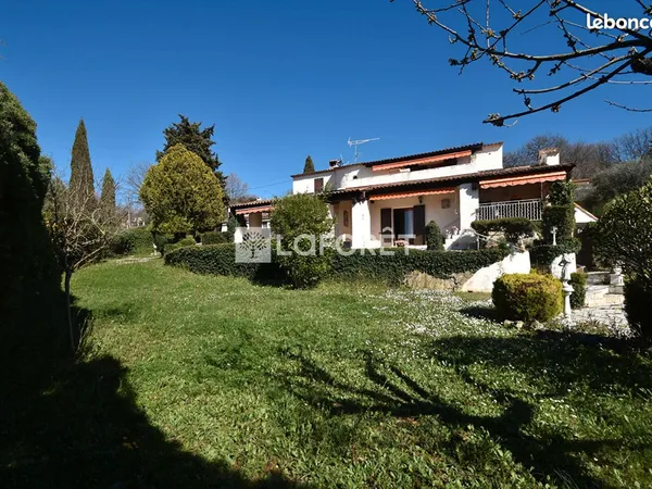 Villa 6 pièces 175 m²