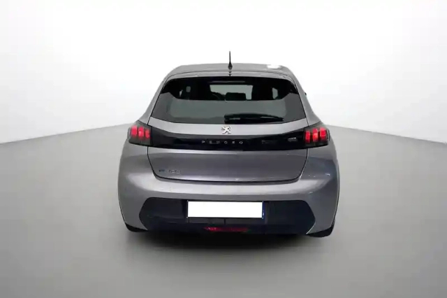 Peugeot 208 electrique 50 kwh 136ch — photo 5