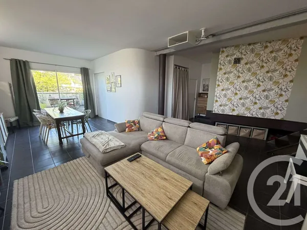 Appartement 4 pièces 107 m²
