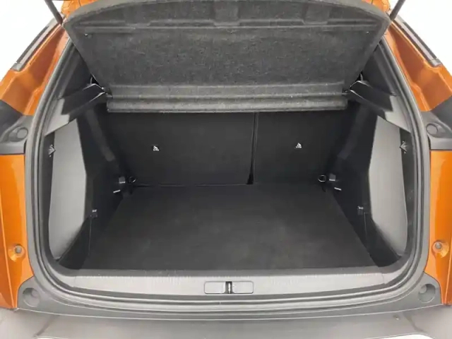 Peugeot 2008 puretech 100 s&amp;s bvm6 — photo 13