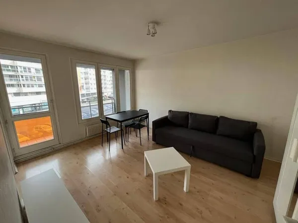 Studio 1 pièce 28 m²
