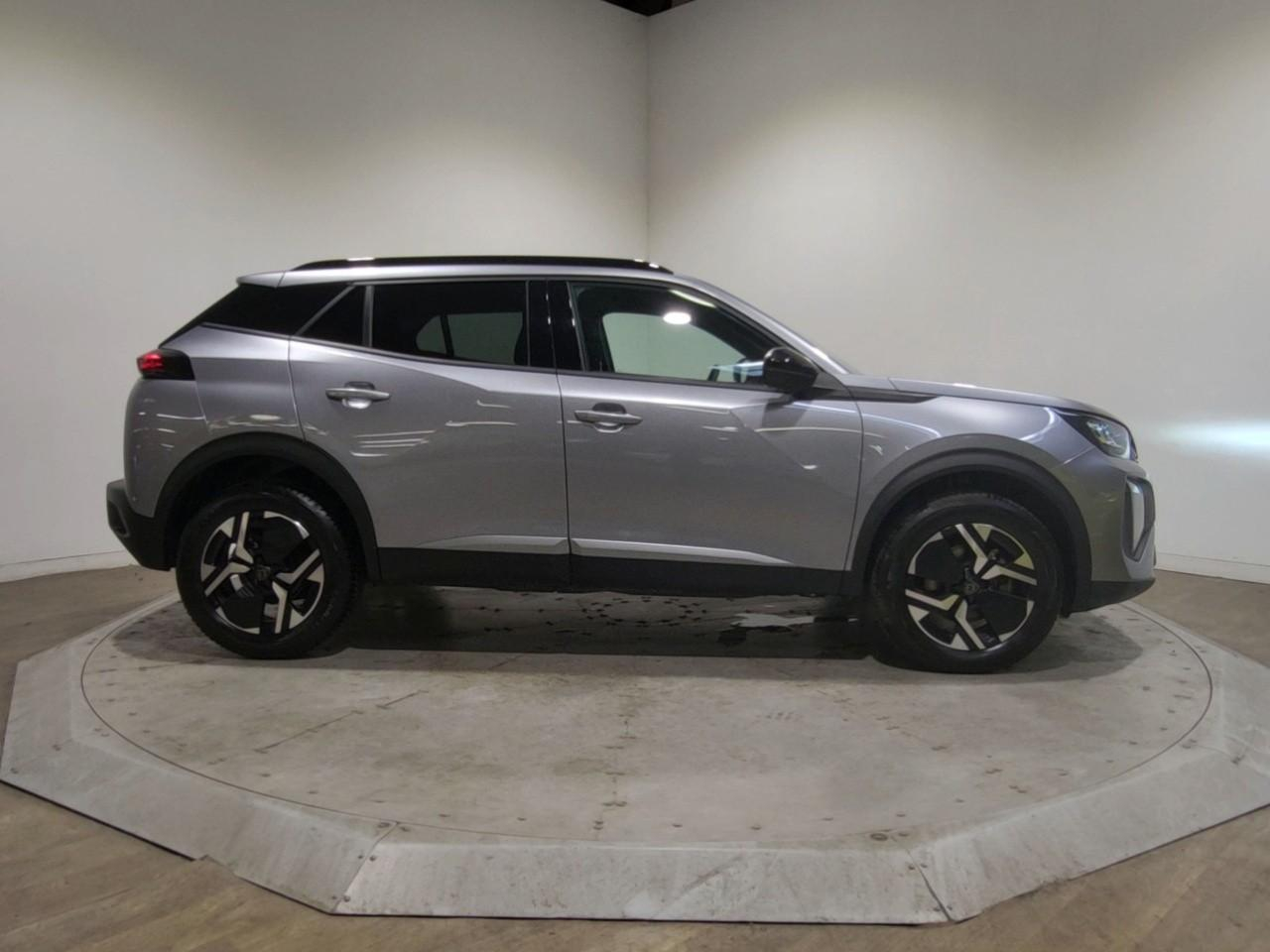 Peugeot 2008 hybrid 145 e-dcs6 allure — photo 6