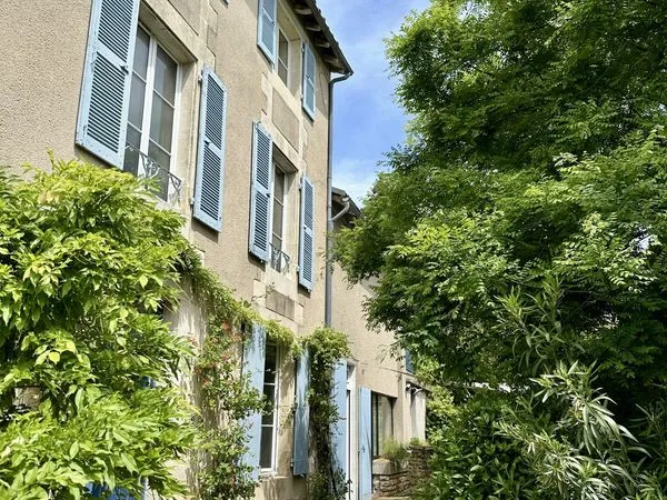 Maison de ville 7 pièces 295 m²