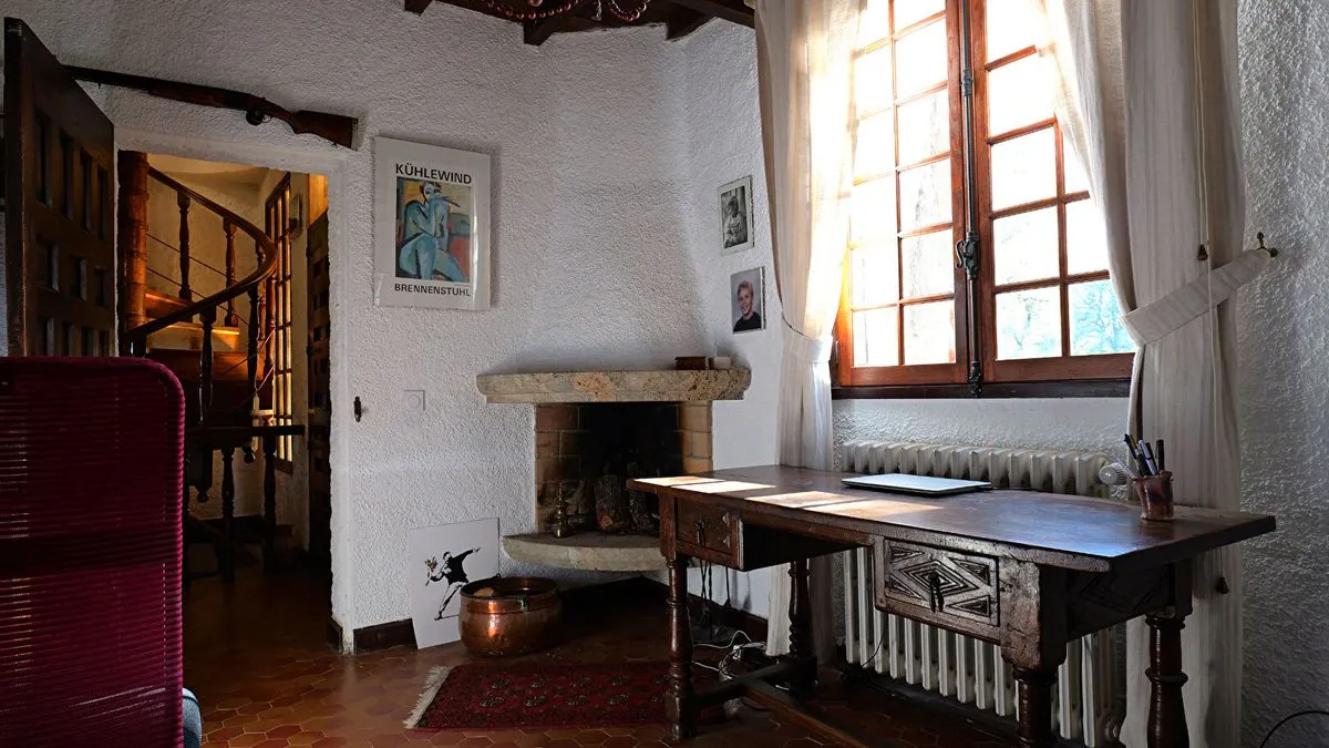 Photo 12