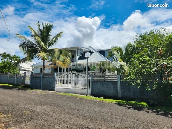 Propriété 8 pièces 226 m²