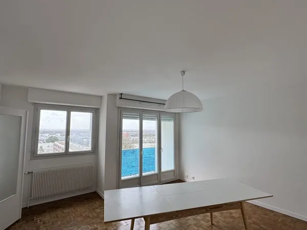Appartement 5 pièces 93 m²