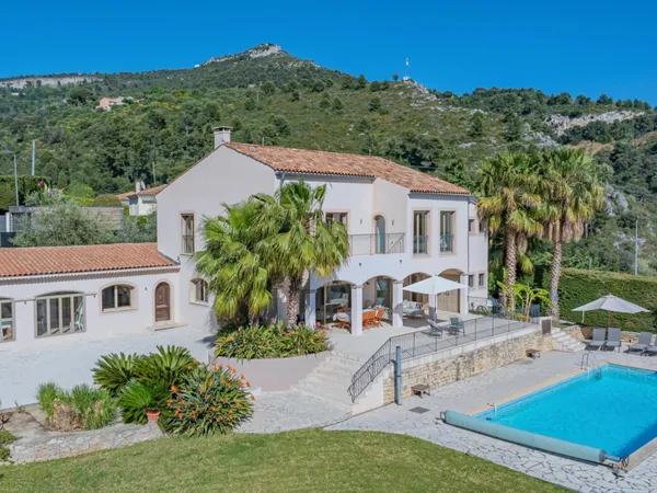 Villa vue mer - Jardin plat - Proche Monaco