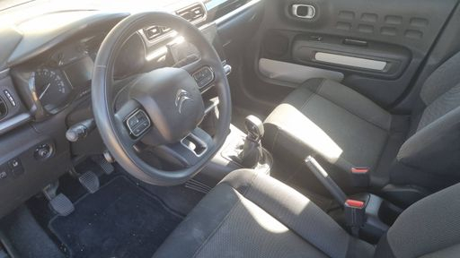 Citroen C3 1.2 PURETECH 82.0 - Graphic – 2019 – 122684 km – Essence – Boîte Manuelle — photo 14