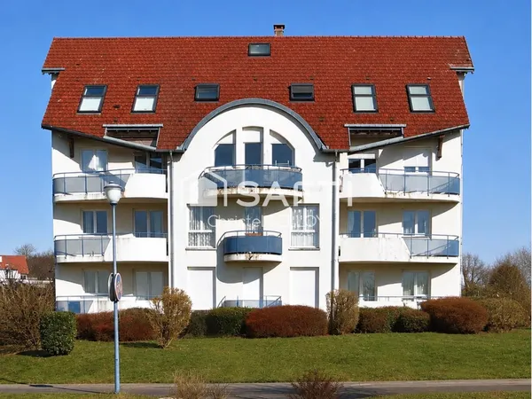 Coup de coeur - Duplex de 72m2 avec son plafond cathédrale à seulement 1km de la gare SNCF