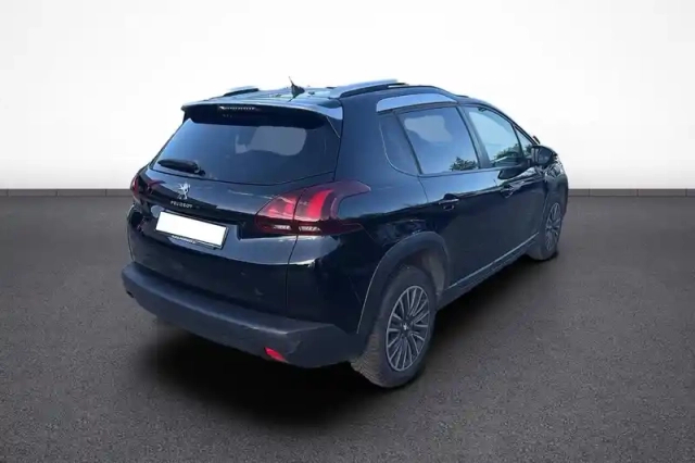Peugeot 2008 puretech 82ch s&amp;s bvm5 — photo 5