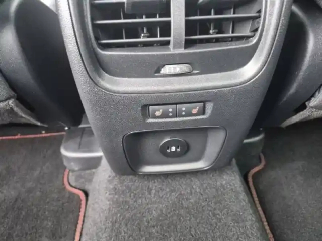 Ford Kuga 2.0 ecoblue 120 ch st-line bva — photo 11