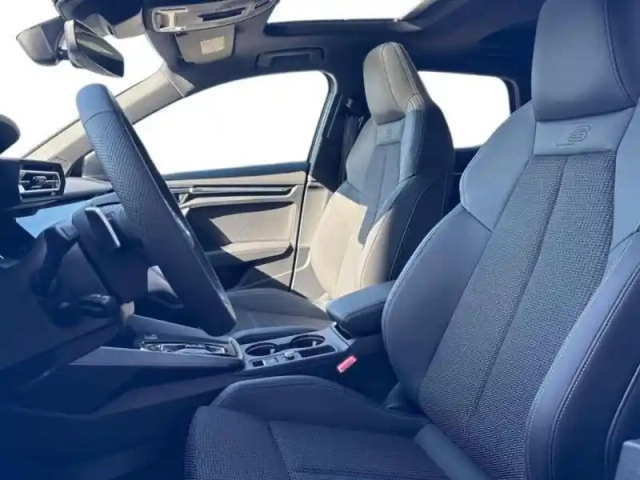 Audi A3 sportback 1.5 tfsi e 204ch phev s line s tronic 6 — photo 7