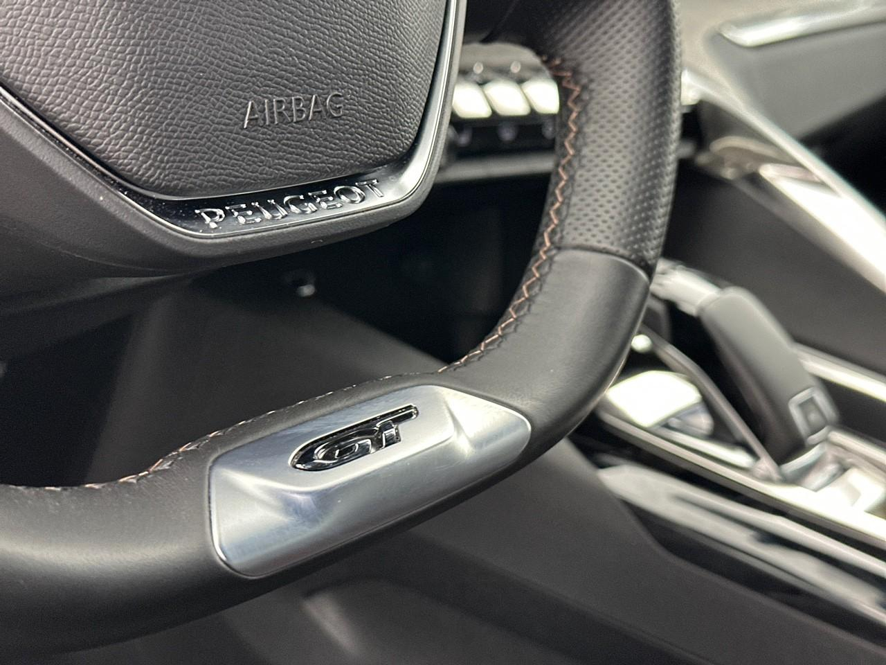 Peugeot 3008 puretech 130ch s&s eat8 gt pack — photo 35
