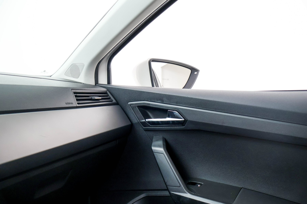 Seat Ibiza — photo 27