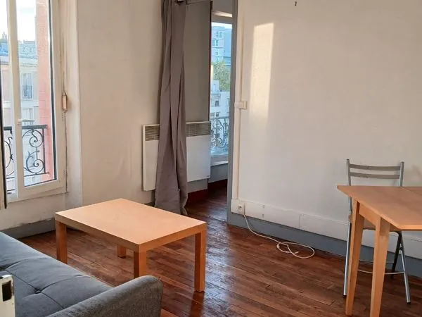 Loue appartement meublé