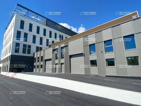 Bureaux 1922 m²