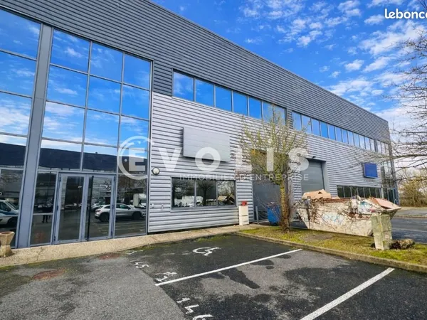 Local d'activité 521 m²