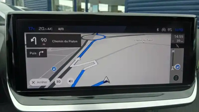 Peugeot 208 hybrid 110 e-dcs6 — photo 64