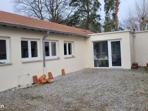 Local commercial 120 m² Roanne