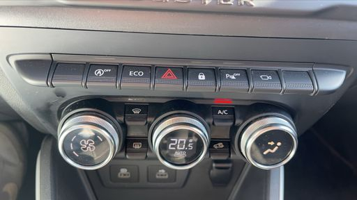 Dacia Duster 1.5 dCi 115 - Prestige – 2022 – 155430 km – Diesel – Boîte Manuelle — photo 13