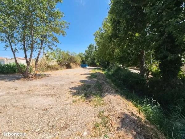 Terrain edf et eau par canal