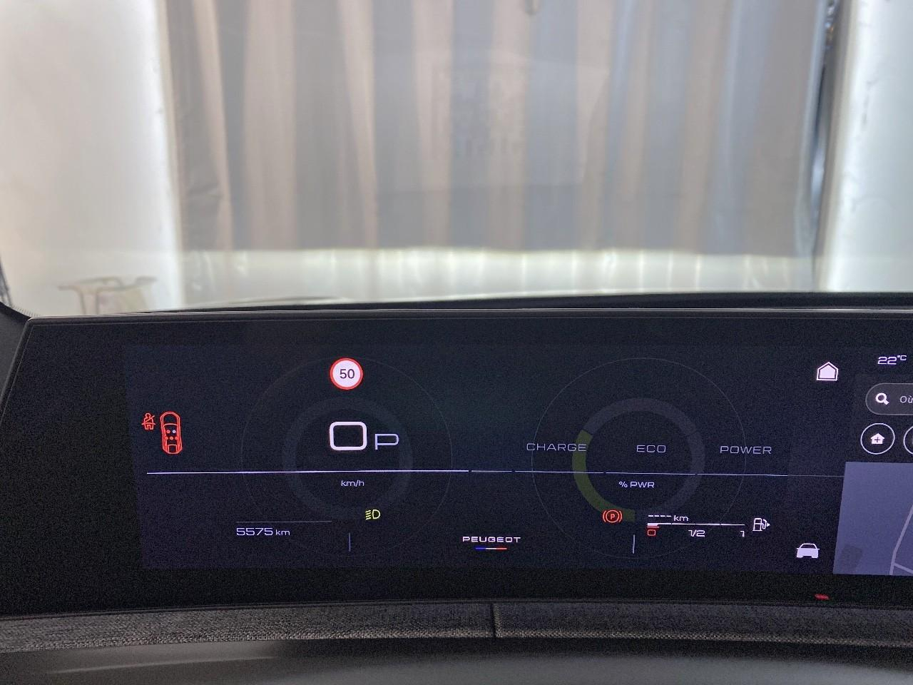 Peugeot 3008 hybrid 145 e-dcs6 gt — photo 13