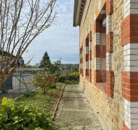 Maison 4 pièces 225 m²