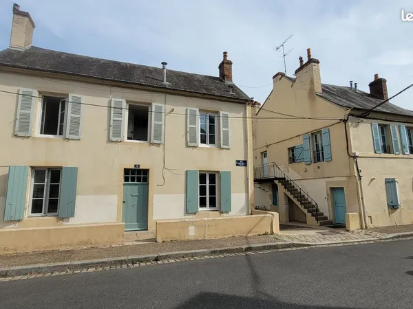 2 Immeubles de rapport situés au centre ville de Nevers avec 7 appartements