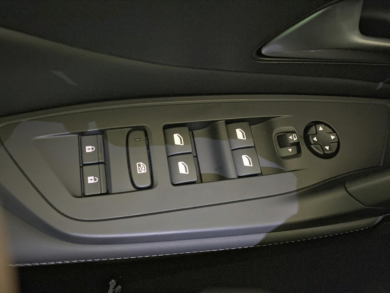 Peugeot 308 sw hybrid 145 e-dcs6 allure — photo 19