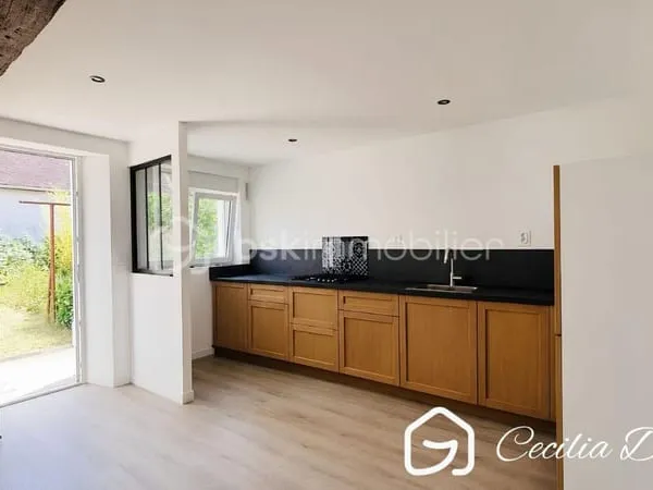*** Nouveauté en Exclusivité: Coup de coeur assuré pour cette jolie Maison de village avec sa dépend