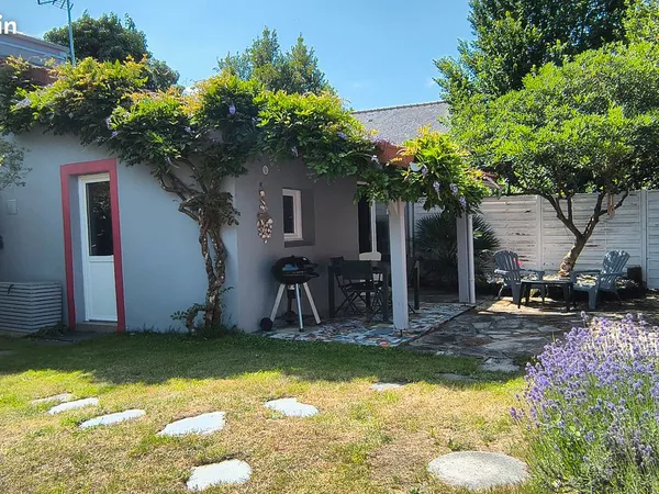 Maisonnette meublée
