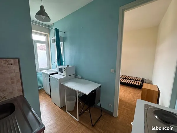 Studio 1 pièce 19 m²