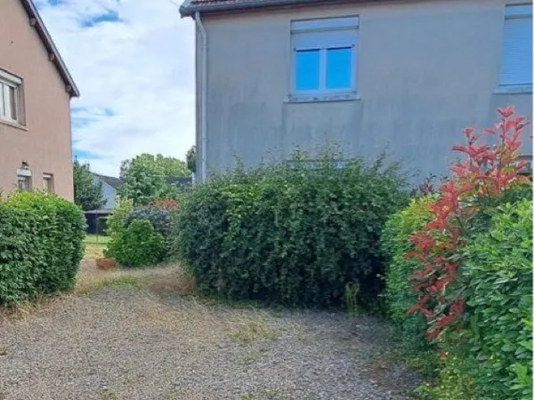 Maison T3 meublée avec jardin