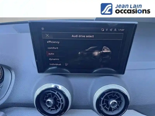 Audi Q2 35 tfsi 150 s tronic 7 — photo 60