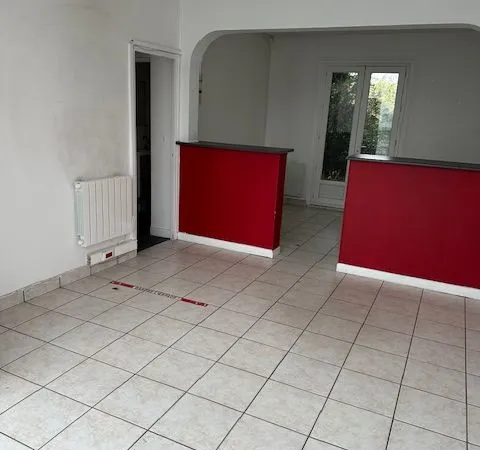 Boutique 28m2 Belle visibilité Voitures