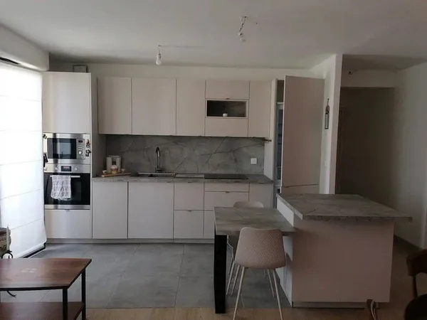 Appartement 3 pièces 77 m²
