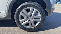 Dacia Sandero 1.0 TCe 90ch Stepway Confort -22 — photo 11