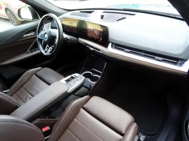 Bmw X1 xdrive30e 326ch m sport — photo 18