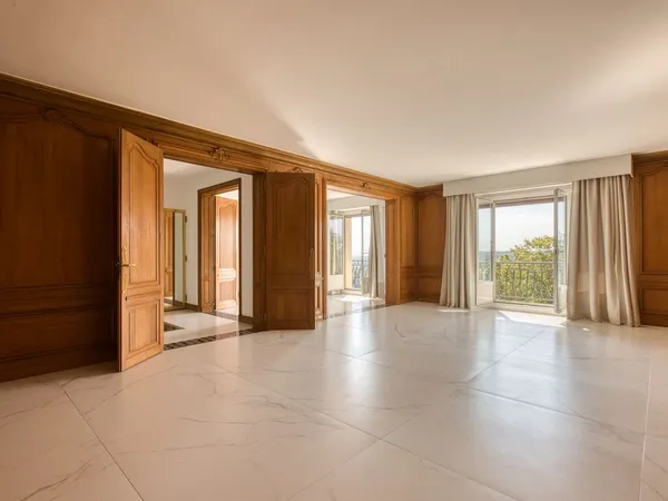 Appartement de 188m2 à louer sur Ville-d'Avray
