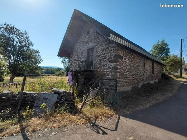 Bâtiment 90 m² LE VIGEAN