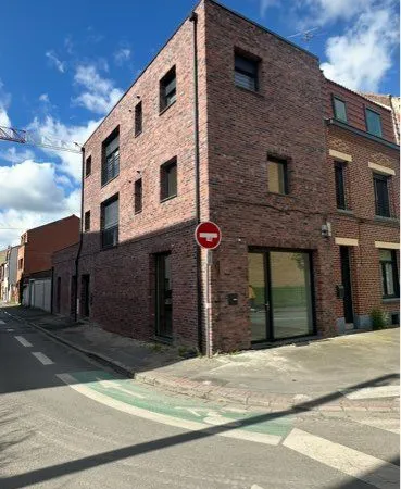 Local commercial / bureaux 65 m² - Lille-Fives, proche mairie d'Hellemmes