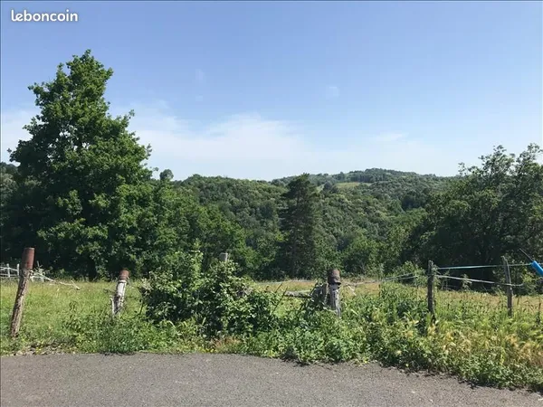 Terrain 2 561 m² Beynat